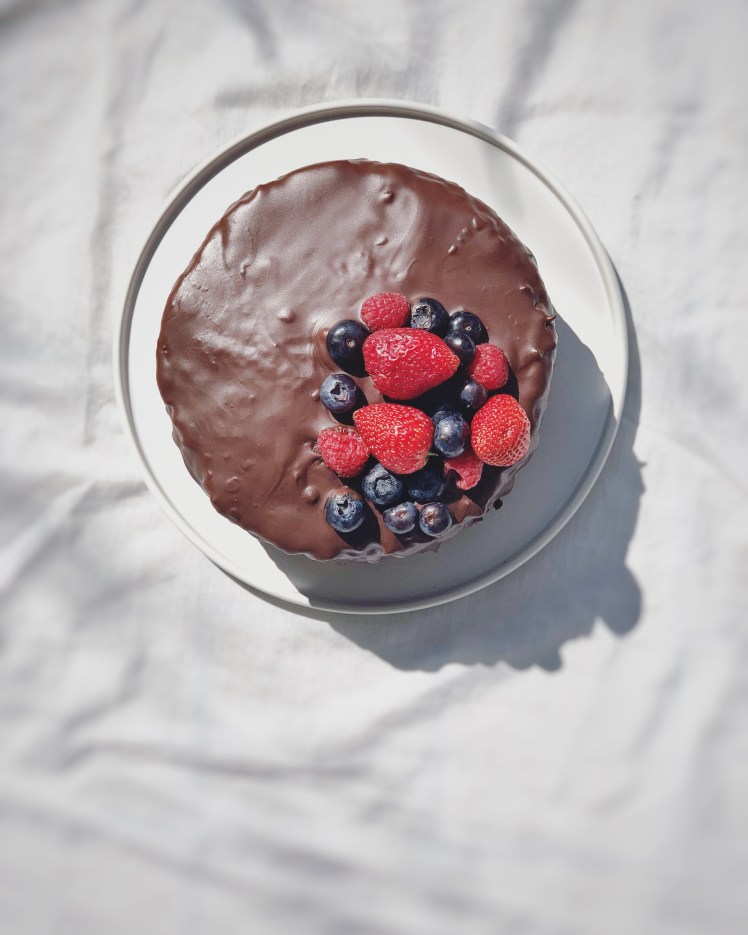 Erdbeer-Schokoladen Naked Cake